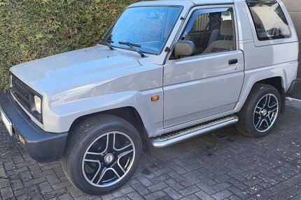 Daihatsu Feroza/Sportrak 115.000 km 11.990 € Saal 93342