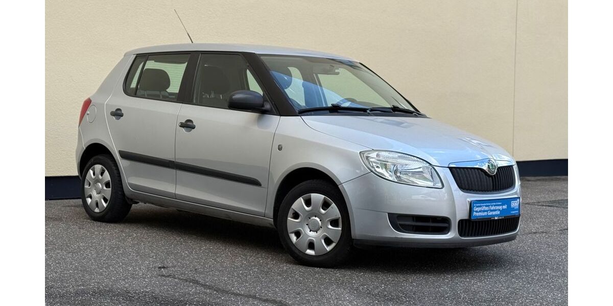 Skoda Fabia 102.692 km 4.790 &euro; Hamburg 20537