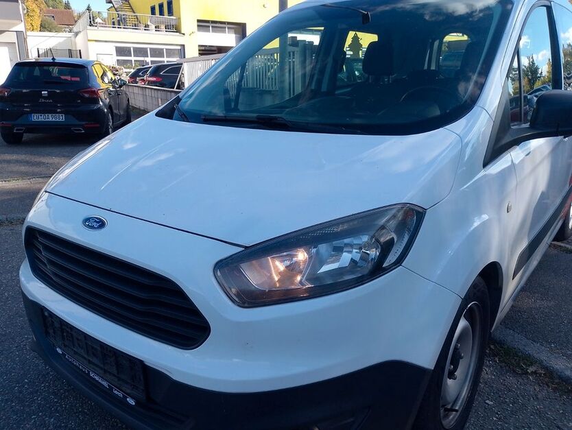 Ford Transit Courier 181.000 km 4.999 € Ludwigsburg 71642