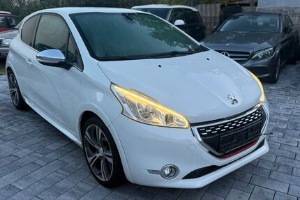 Peugeot 208 123.000 km 9.900 &euro; Waghäusel 68753