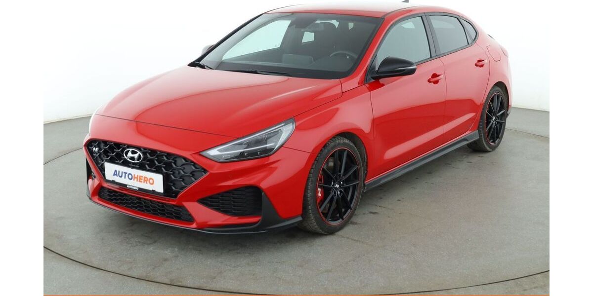 Hyundai i30 27.539 km 30.630 &euro; Leipzig 04328