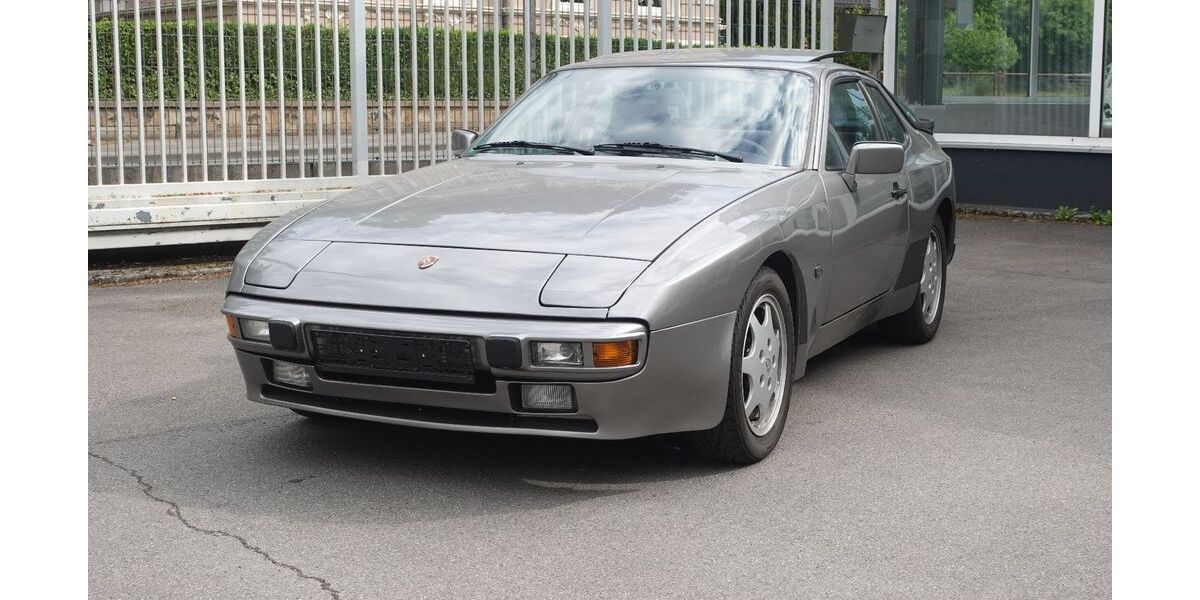 Porsche 944 232.100 km 20.900 &euro; Iserlohn 58644