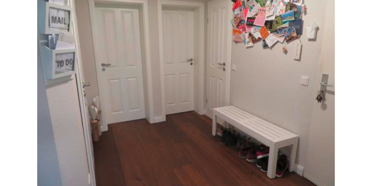 Etagenwohnung Ahrensburg - 3.5 Zimmer, 105 m&sup2;, 1.500&euro; | Angebot:24990027