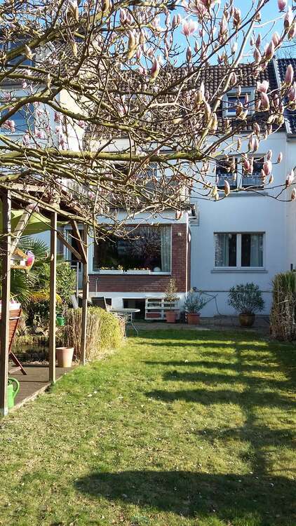 Haus zum Kaufen in Krefeld 490.000 € 124 m²