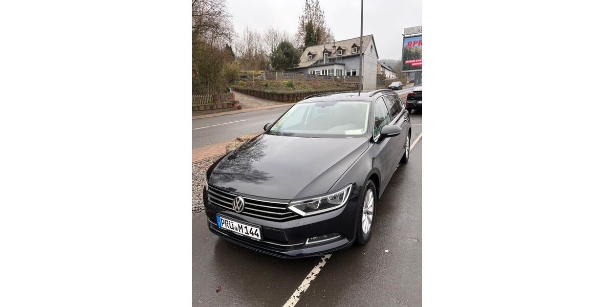 VW Passat Variant 151.250 km 14.990 &euro; Pronsfeld 54597