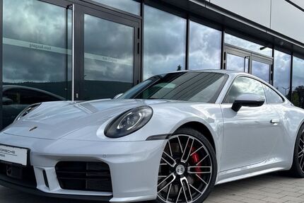 Porsche 992 3.990 km 163.189 &euro; Ettlingen 76275
