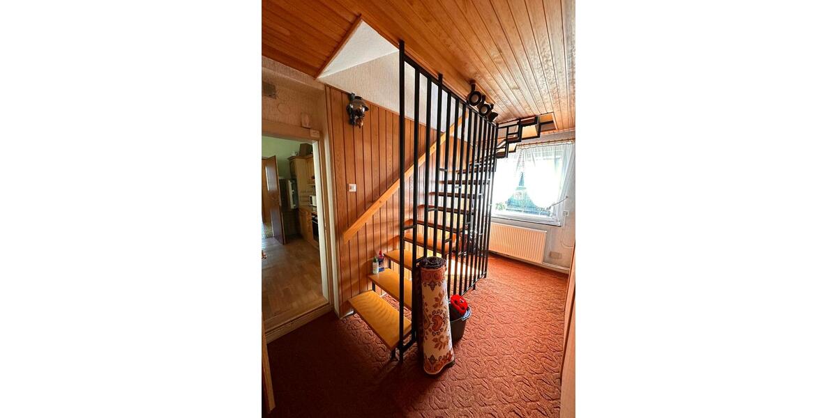 Einfamilienhaus Uetze - 7 Zimmer, 150 m&sup2;, 229.000&euro; | Angebot:26619953