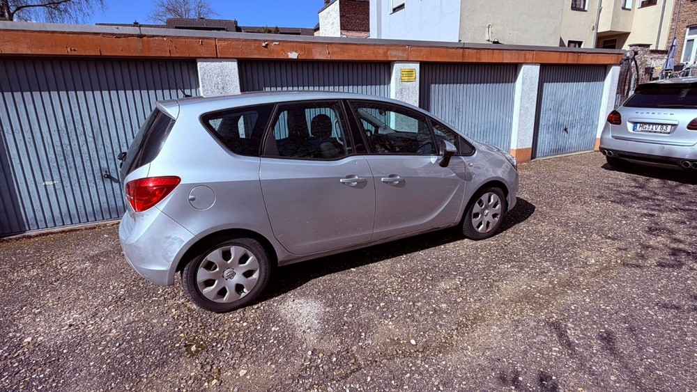 Opel Meriva 77.038 km 6.599 &euro; Willich 47877