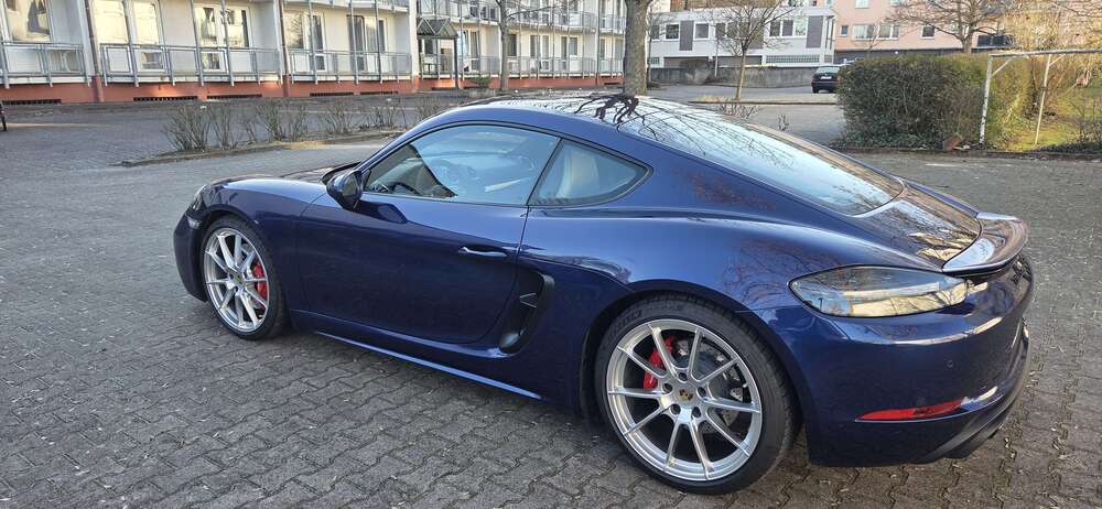 Porsche Cayman 6.000 km 92.820 &euro; Kaiserslautern 67663