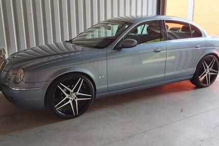 Jaguar S-Type 141.560 km 5.900 € Wuppertal 42119
