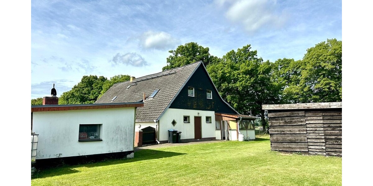 HORN IMMOBILIEN ++ großzügiges Wohnhaus mit Einliegerwohnung und Nebengelass in Ducherow - Mehrfamilienhaus, Wohnhaus Ducherow | Angebot:27248676