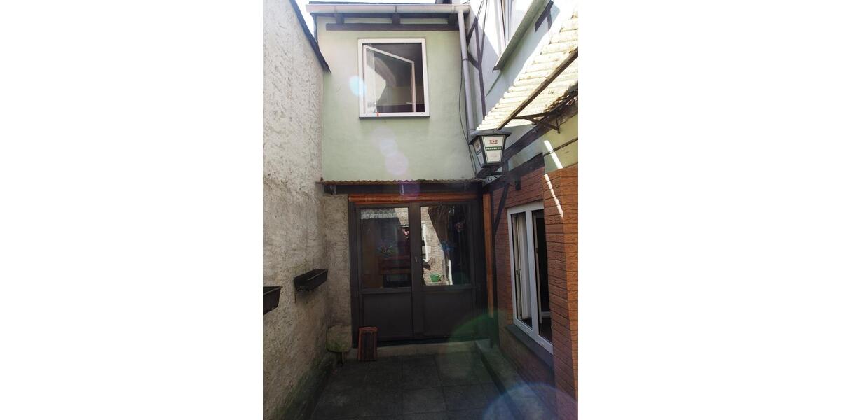 Reihenhaus Naumburg (Saale) - 4 Zimmer, 100 m&sup2;, 75.000&euro; | Angebot:26533168