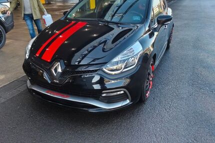 Renault Clio 96.000 km 14.750 &euro; Neuss 41468