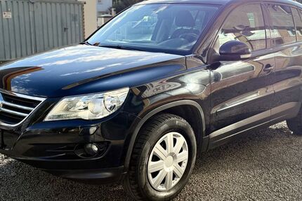 VW Tiguan 289.000 km 3.750 &euro; Flörsheim am Main 65439