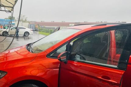 VW Touran 82.000 km 15.100 &euro; Essen 45147