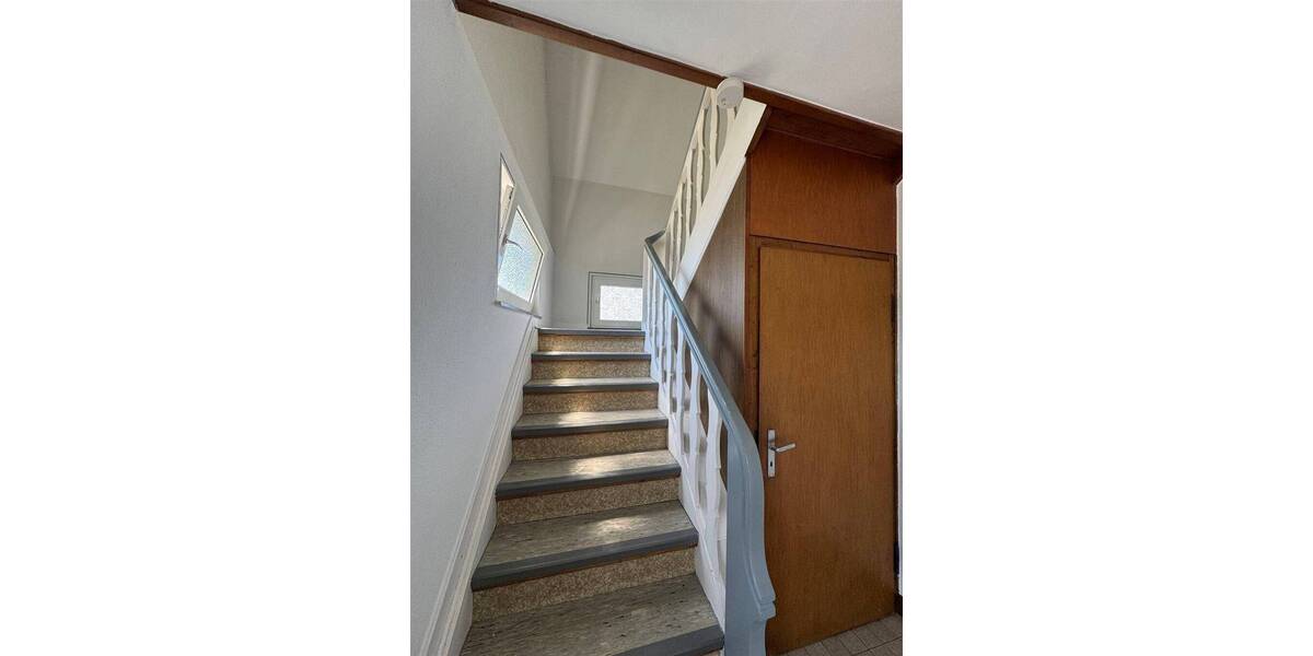 Mehrfamilienhaus, Wohnhaus Kirchhundem Würdinghausen - 6 Zimmer, 139 m&sup2;, 179.000&euro; | Angebot:25682637