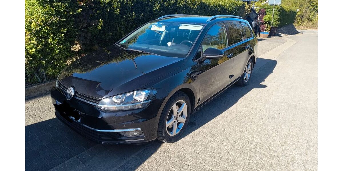 VW Golf 183.000 km 9.000 &euro; Warstein 59581