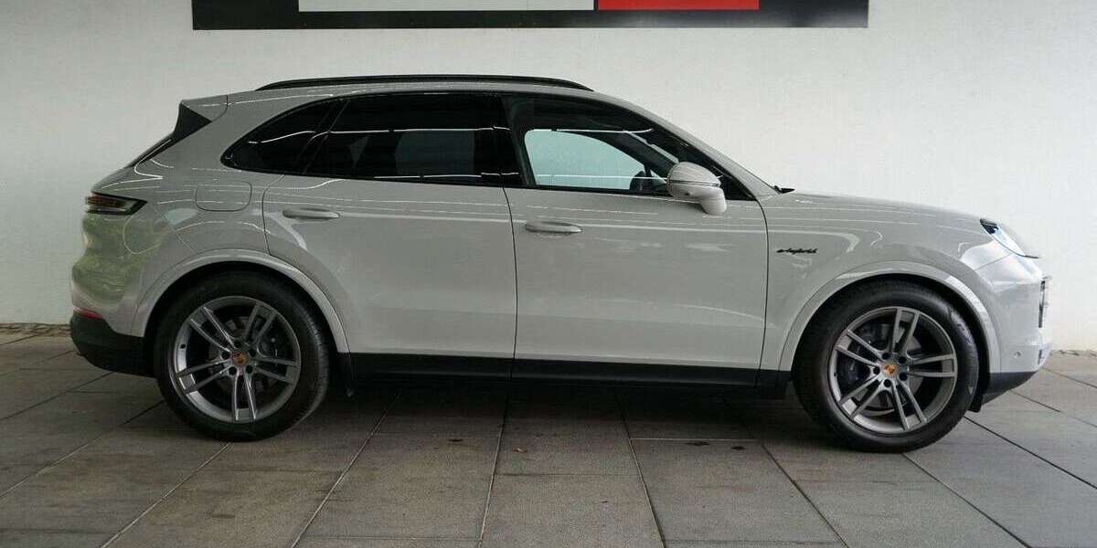 Porsche Cayenne 12.235 km 98.880 &euro; Asslar 35614