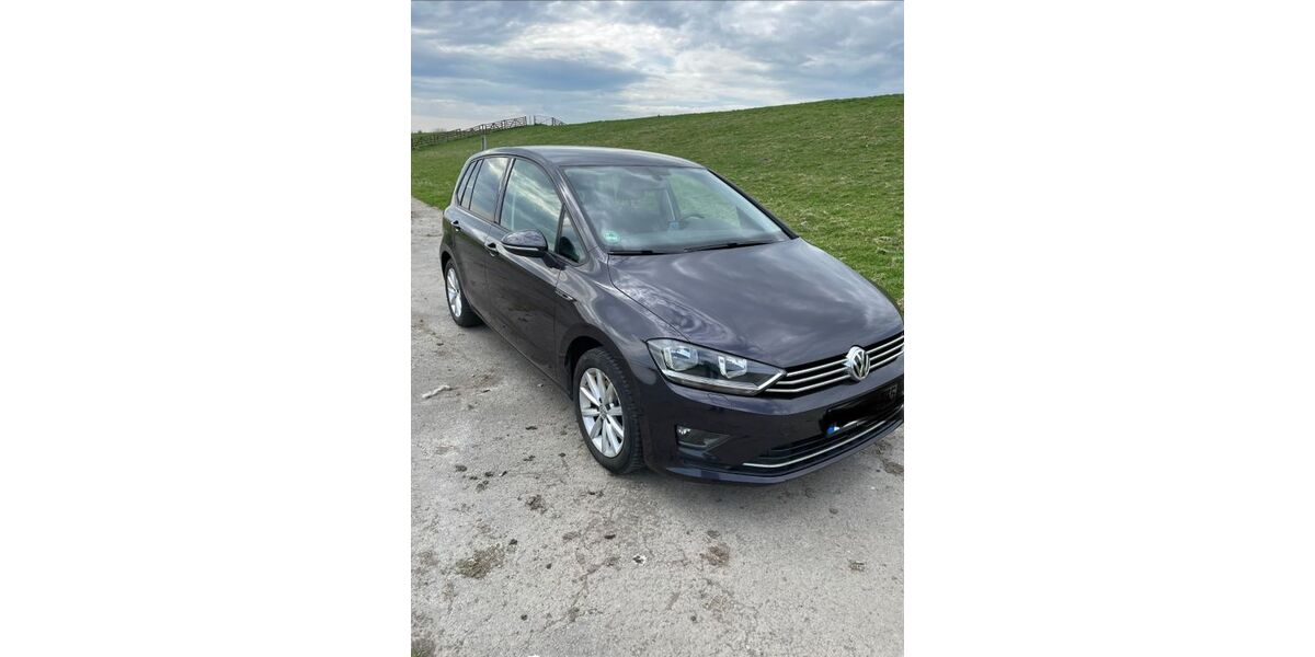 VW Golf Sportsvan 137.000 km 9.299 &euro; Freiburg 21729