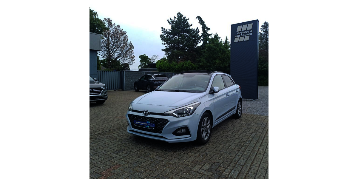 Hyundai i20 57.090 km 13.100 &euro; Geldern 47608