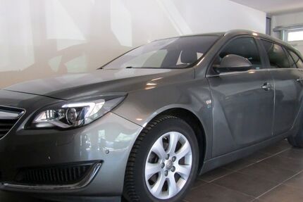 Opel Insignia 131.700 km 10.499 € Oldenburg 26125