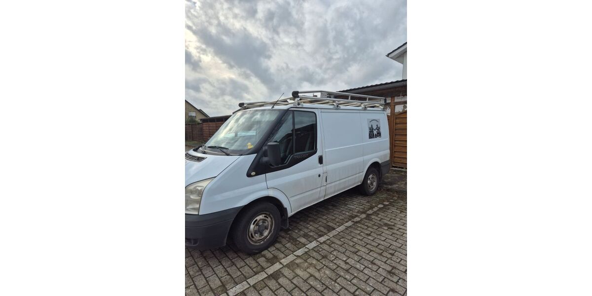 Ford Transit 157.600 km 4.300 &euro; Damme 49401