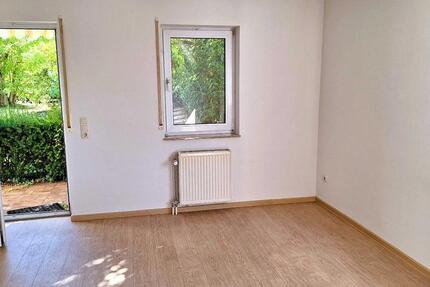 Helle 4-Zi.-EG-Eigentumswohnung mit Terrasse zimmer