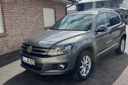 VW Tiguan 72.000 km 8.700 &euro; Papenburg 26871