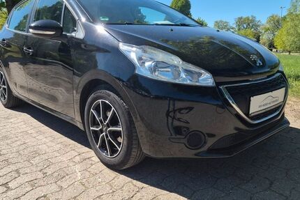 Peugeot 208 152.179 km 3.999 &euro; Buxtehude 21614