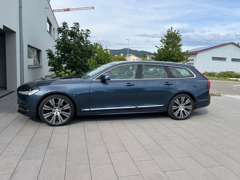V90