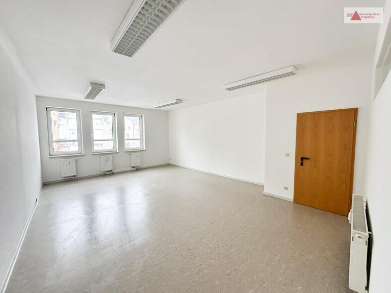 Gewerbeobjekt Kirchberg - 800&euro; | Angebot:25874845