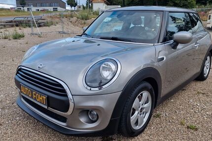 Mini ONE 37.221 km 14.699 &euro; Paulushofen 92339
