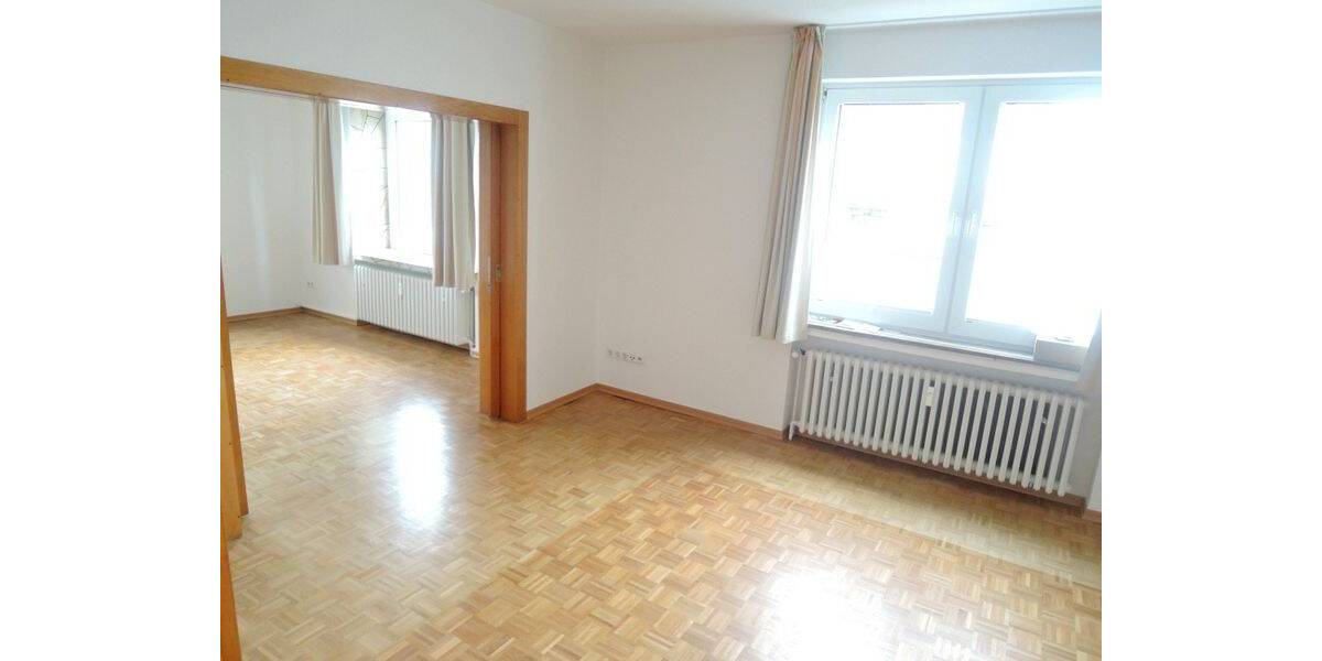 Etagenwohnung Northeim - 4 Zimmer, 98 m&sup2;, 600&euro; | Angebot:26346953