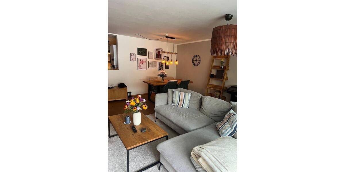 Etagenwohnung Aschaffenburg Innenstadt - 2 Zimmer, 81 m&sup2;, 899&euro; | Angebot:26909110
