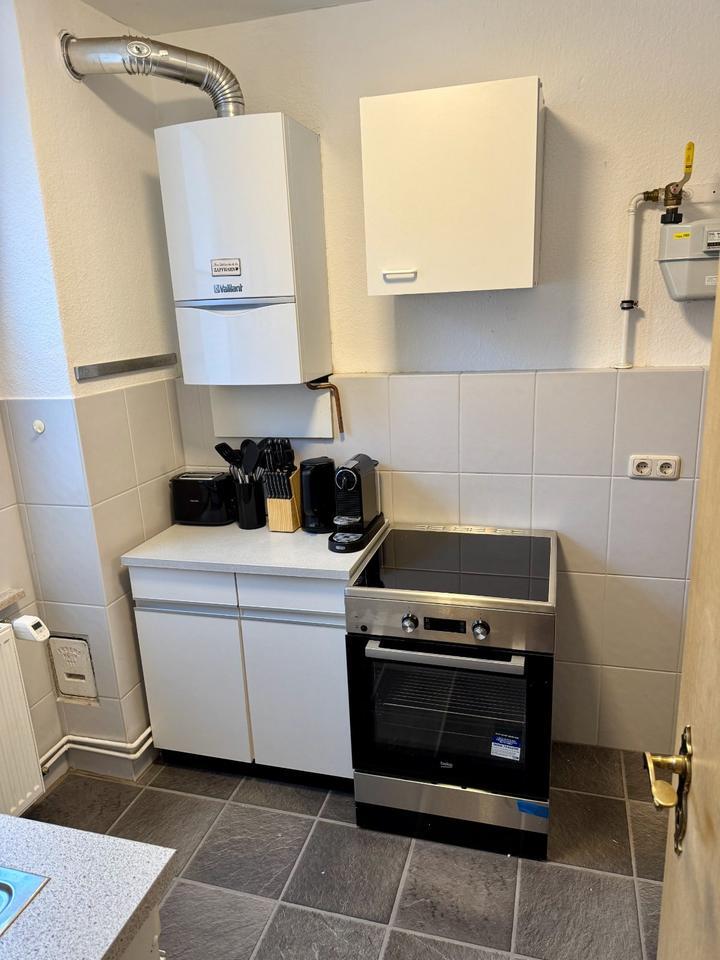 Möbierte Wohnung | zentral | Doppelbett +1 | Arbeitsplatz | WiFi