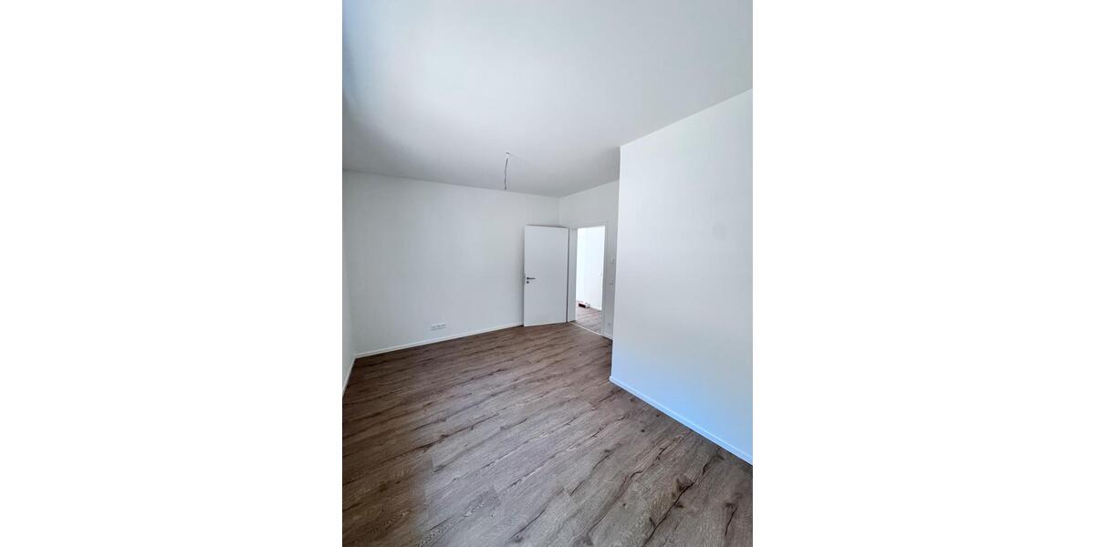 Einfamilienhaus Gummersbach - 3.5 Zimmer, 146 m&sup2;, 1.900&euro; | Angebot:25363993