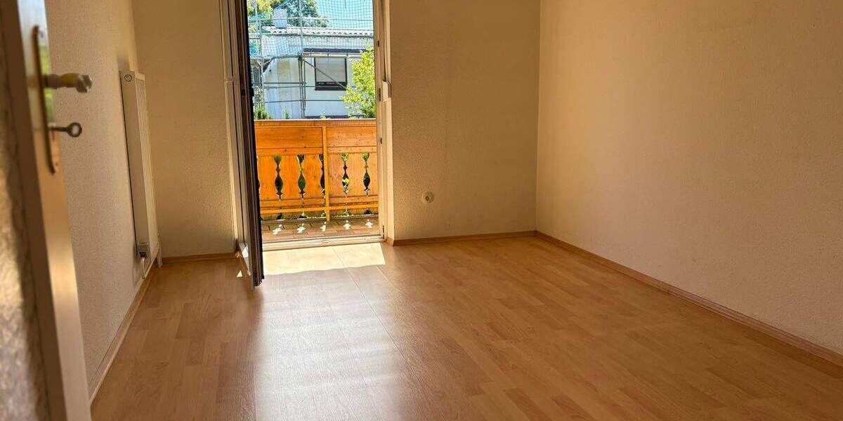 Reihenendhaus Reutlingen Orschel-Hagen - 4 Zimmer, 92 m&sup2;, 375.000&euro; | Angebot:24623620