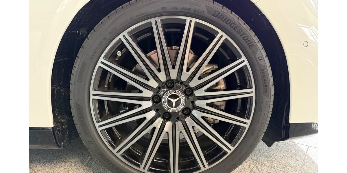 Mercedes-Benz CLA 200 AMG+Massage+AHK+Superscreen+Burmester AMG 4.000 km 57.990 &euro; Westendorf 86707