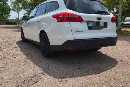 Ford Focus 140.000 km 7.999 &euro; Ludwigshafen 67059