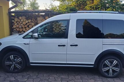 VW Caddy 90.200 km 22.900 &euro; Sömmerda 99610