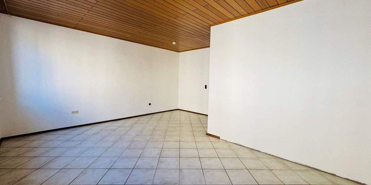 Etagenwohnung Mannheim Käfertal - 3 Zimmer, 85 m&sup2;, 850&euro; | Angebot:24812593