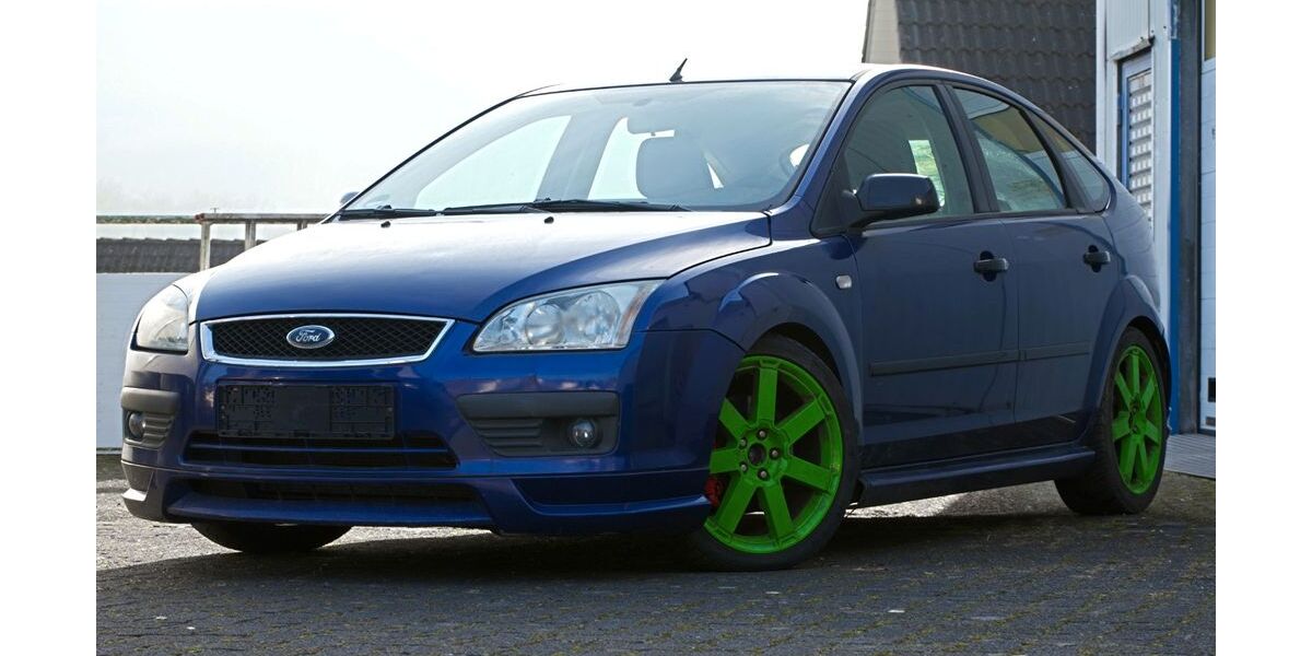 Ford Focus 235.175 km 2.599 &euro; Mudersbach 57555