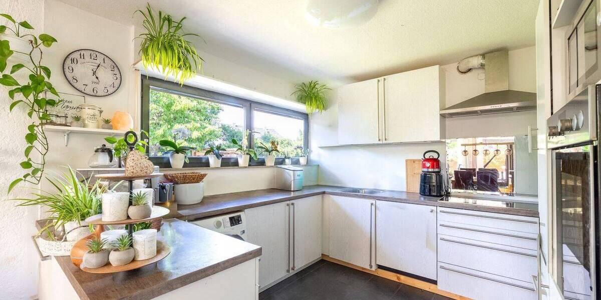 Mehrfamilienhaus, Wohnhaus Asperg - 8 Zimmer, 177 m&sup2;, 645.000&euro; | Angebot:26875271