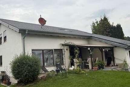 Haus zum Kaufen in Illertissen 620.000 € 205 m² 8 zimmer