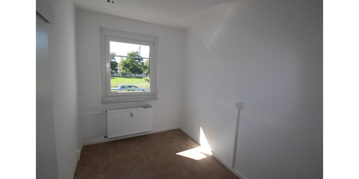 Etagenwohnung Ebersbach-Neugersdorf Neugersdorf - 3 Zimmer, 70 m&sup2;, 380&euro; | Angebot:23815593