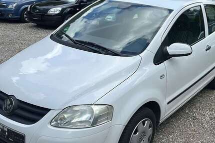 VW Fox 107.543 km 2.250 &euro; Schleswig 24837