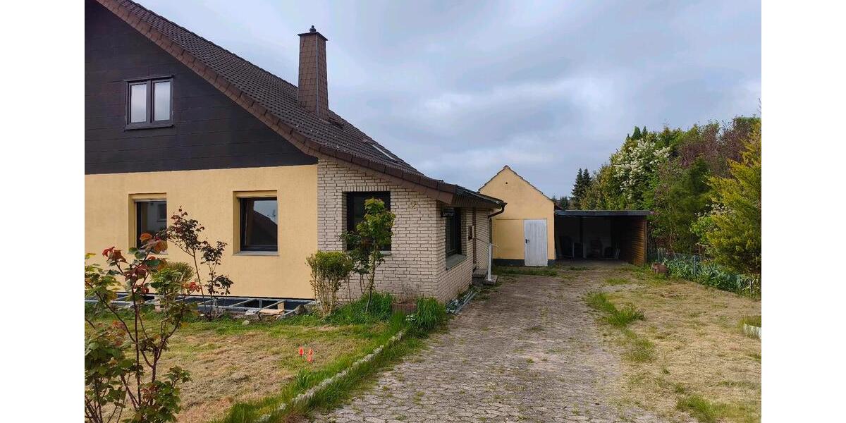 Doppelhaushälfte Bad Salzuflen - 4 Zimmer, 95 m&sup2;, 1.200&euro; | Angebot:26322820