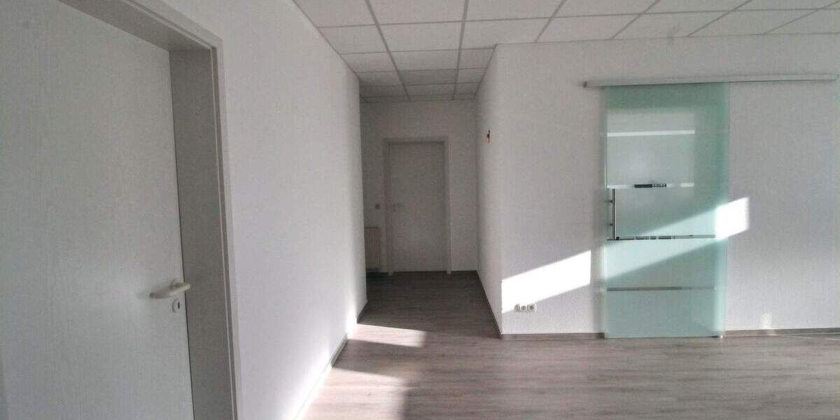 Gewerbeobjekt Kreuztal Eichen - 889.000&euro; | Angebot:25864358