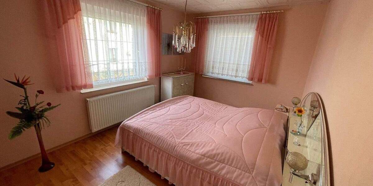 Einfamilienhaus Sehmatal Sehmatal-Cranzahl - 1 Zimmer, 210 m&sup2;, 170.000&euro; | Angebot:26554268