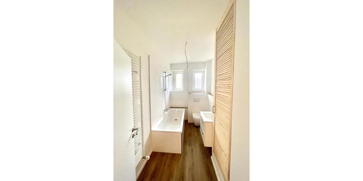 Etagenwohnung Sehnde - 4 Zimmer, 108 m&sup2;, 1.080&euro; | Angebot:25102930